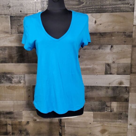 Tommy Hilfiger vneck top M - Picture 4 of 5